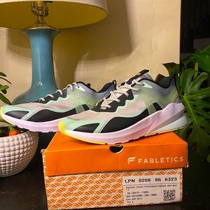 Womens athletic shoes fabletics brand size 8